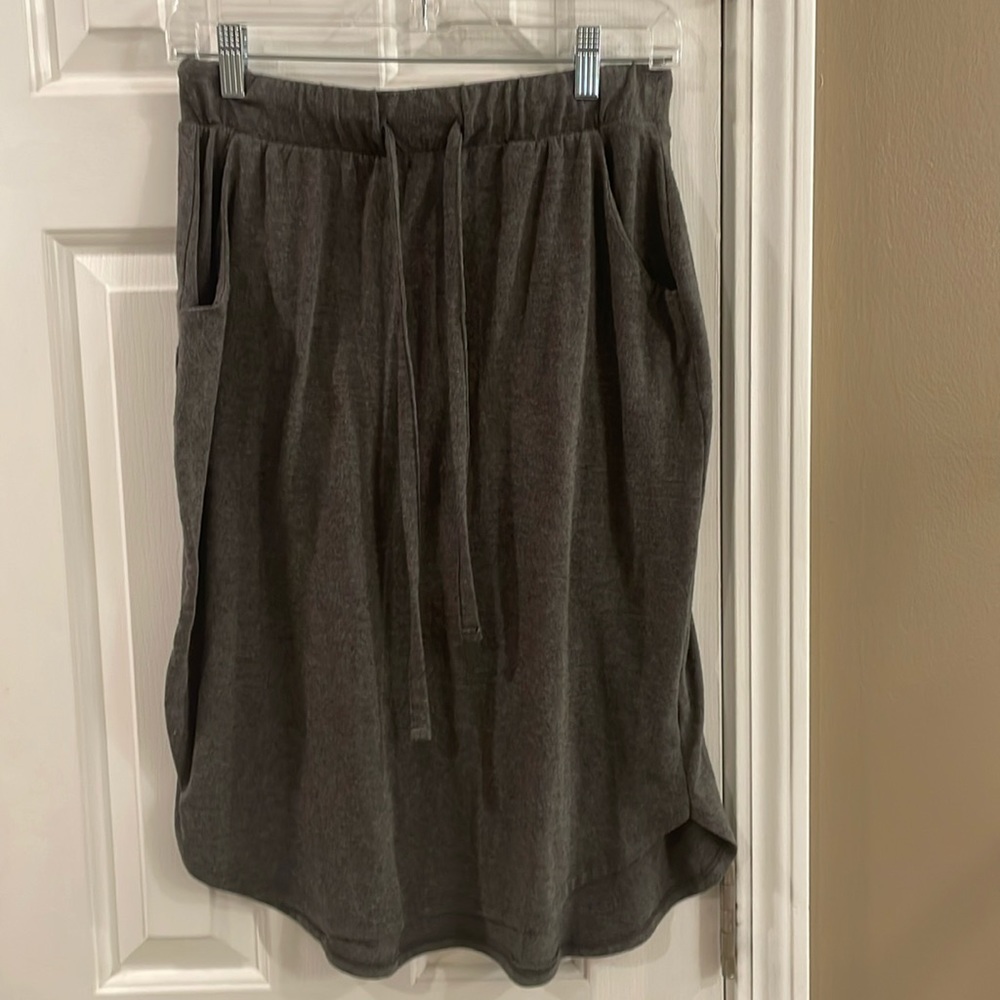 Zenana Premium Knit Pull-On Skirt Charcoal Gray - L